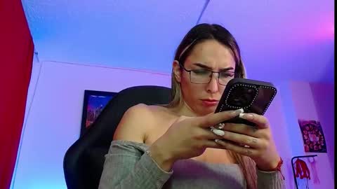  Natalia online show from 10/21/25, 02:01