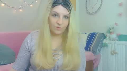 Snapshot of niki_leex chatting on 02/27/26, 11:32 niki_leex online show from 02/27/26, 11:32