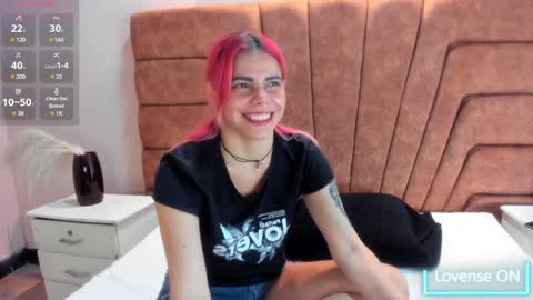 niki online show from 01/25/25, 04:34