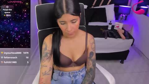 Niki online show from 02/09/25, 04:40