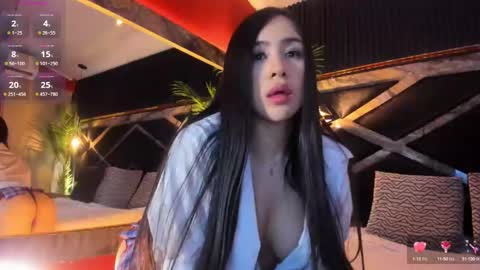 Snapshot of nikii_white chatting on 12/04/24, 08:51 nikii_white online show from 12/04/24, 08:51