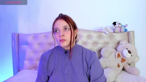 Snapshot of nikiibrooks chatting on 12/30/24, 05:15 Niikii online show from 12/30/24, 05:15