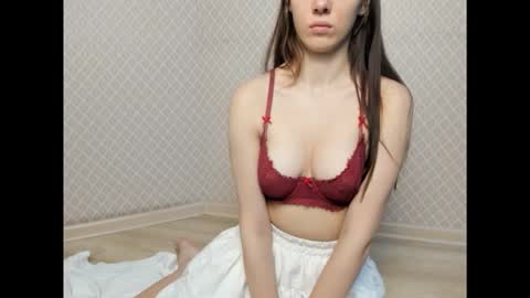 Snapshot of nikiololli666 chatting on 09/26/25, 08:35 nikiololli666 online show from 09/26/25, 08:35