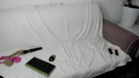 Veronika online show from 12/08/24, 09:08