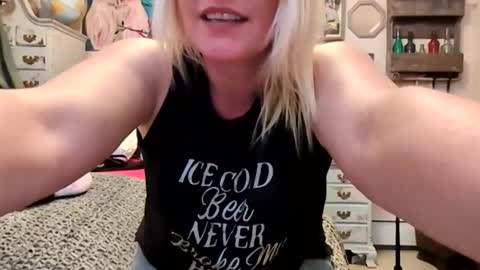 nikki32313 online show from 05/06/26, 03:13