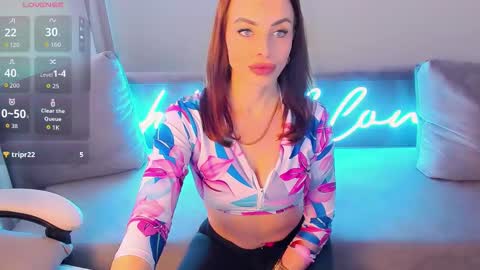 nikki_blondiee online show from 03/21/26, 08:41