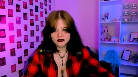 nikki_kiss_ online show from 06/28/26, 08:31