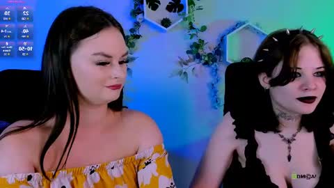 nikki_kiss_ online show from 07/22/26, 08:39