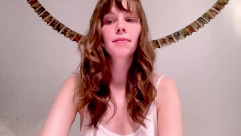 Snapshot of nikki_mi chatting on 12/14/25, 09:58 Nikki online show from 12/14/25, 09:58