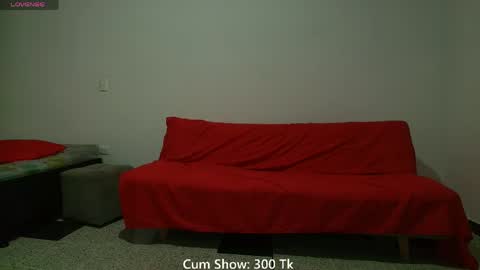 nikki_uwu online show from 06/08/26, 07:36
