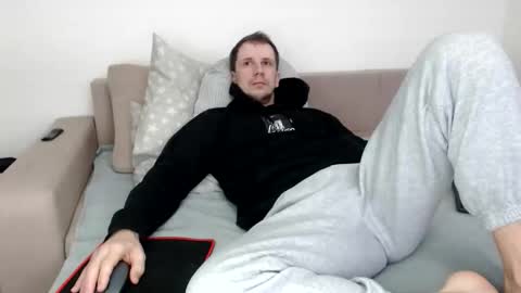 Nick online show from 11/21/25, 07:18