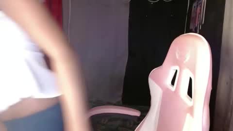 nikkie online show from 01/12/25, 09:19