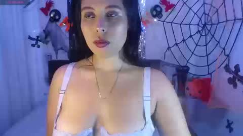 NikkieMilky online show from 10/10/25, 01:48