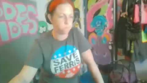 Nikkie online show from 10/12/25, 05:34