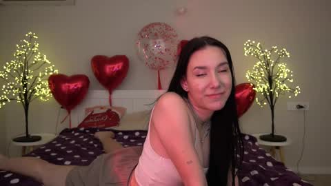 Nikki online show from 02/15/25, 07:17