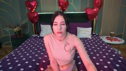 Nikki online show from 03/02/25, 01:49