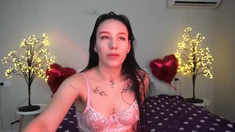 Nikki online show from 03/08/25, 04:28