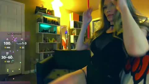 Snapshot of nikkiprincess chatting on 03/02/25, 04:07 Schedule IN BIO online show from 03/02/25, 04:07