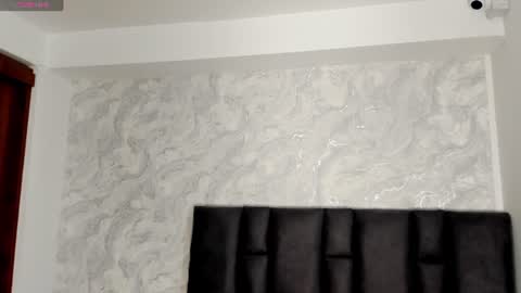 nikky__1 online show from 07/04/26, 11:00