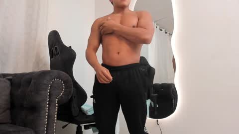 Snapshot of niklause_froid chatting on 02/07/25, 12:17 niklause_froid online show from 02/07/25, 12:17