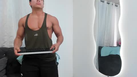 Snapshot of niklause_froid chatting on 02/10/25, 01:11 niklause_froid online show from 02/10/25, 01:11