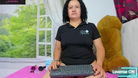 Snapshot of nikol32__ chatting on 03/31/26, 10:59 dayan online show from 03/31/26, 10:59
