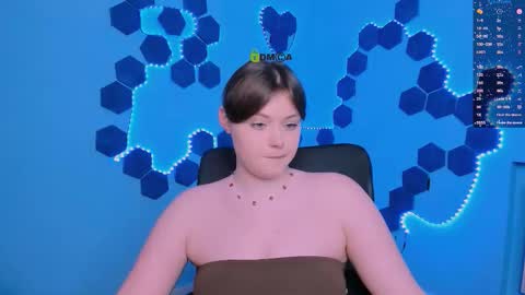Little Niko  Help me reach my goals online show from 12/19/25, 07:54