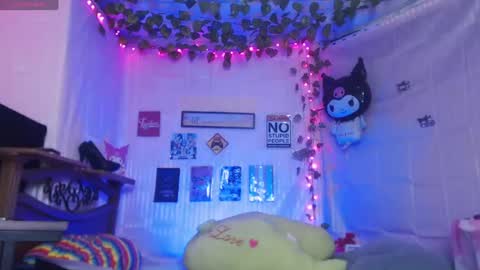 nikol_twink02 online show from 06/15/26, 10:39