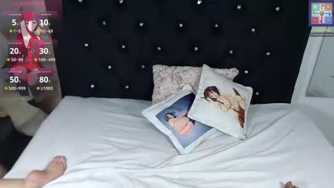 Snapshot of nikol_winick chatting on 11/19/25, 09:09 nikol_winick online show from 11/19/25, 09:09