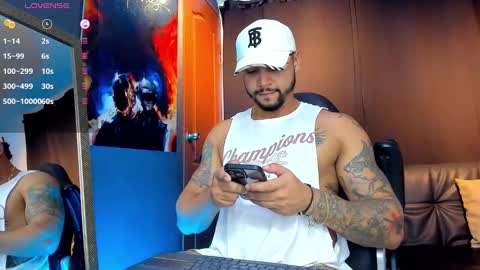 Snapshot of nikolahank1 chatting on 12/11/24, 02:52 Nikola Hank online show from 12/11/24, 02:52