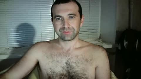 Snapshot of nikolas_vaz chatting on 10/29/25, 09:05 nikolas_vaz online show from 10/29/25, 09:05