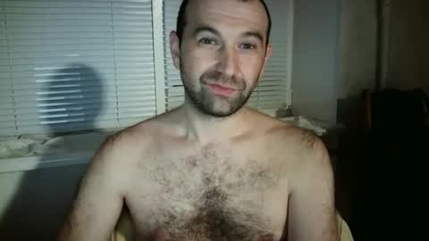 Snapshot of nikolas_vaz chatting on 11/23/25, 08:52 nikolas_vaz online show from 11/23/25, 08:52