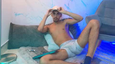 Snapshot of nikolay_dimitrov chatting on 12/03/25, 06:43 online show from 12/03/25, 06:43