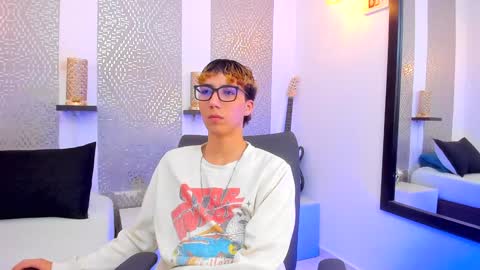    online show from 12/23/24, 07:28