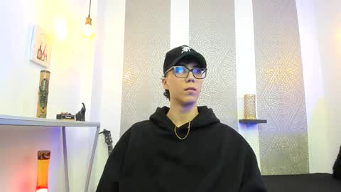    online show from 09/14/25, 04:00