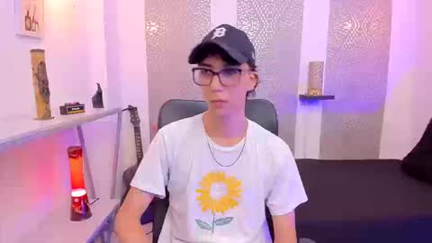    online show from 09/25/25, 04:16