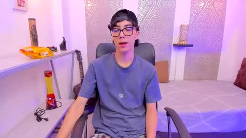    online show from 10/21/25, 05:08