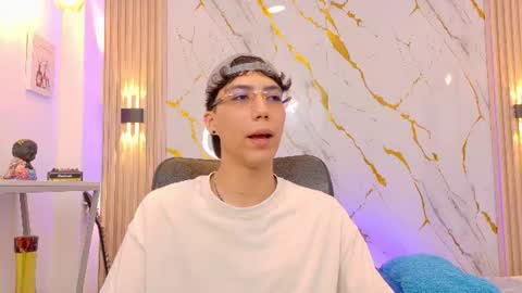    online show from 06/11/26, 04:21