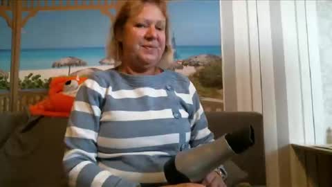 Nikole1 online show from 10/10/25, 07:40