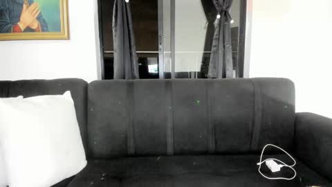 Snapshot of nikoleevanss chatting on 10/01/25, 03:12 Nikole online show from 10/01/25, 03:12