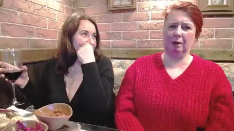 Nikoletta online show from 12/18/24, 06:46