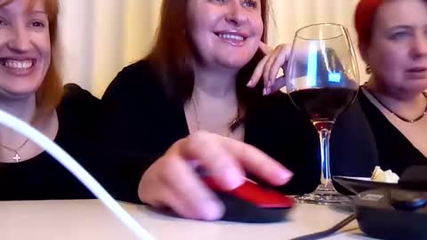 Nikoletta online show from 01/22/25, 03:40