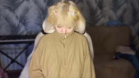 nikoli_naw online show from 05/06/26, 09:42