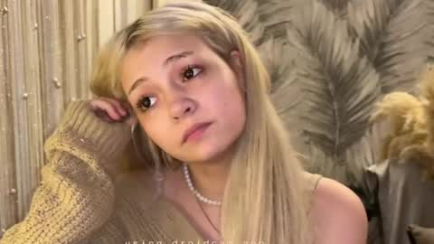 nikoli_naw online show from 06/15/26, 06:43