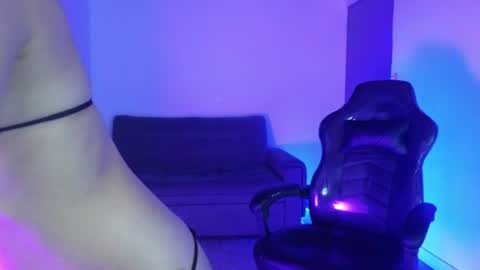 nikolwalter online show from 06/13/26, 07:28
