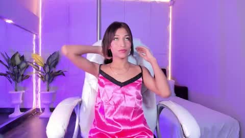 Nikol  online show from 09/10/25, 04:56