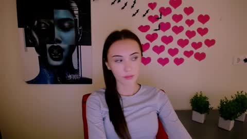 nikonara_ online show from 12/25/24, 03:17