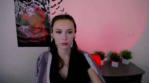 nikonara_ online show from 02/06/25, 12:59