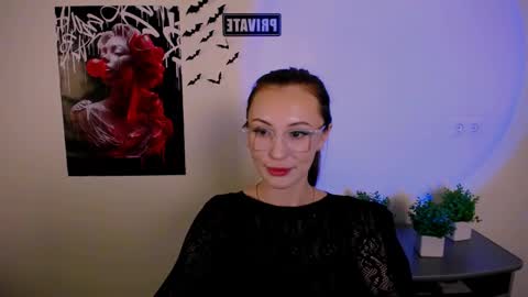nikonara_ online show from 02/17/25, 05:43