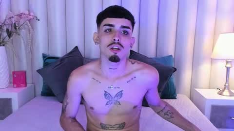 Snapshot of nikostone chatting on 10/30/25, 05:42 Niko Stone online show from 10/30/25, 05:42